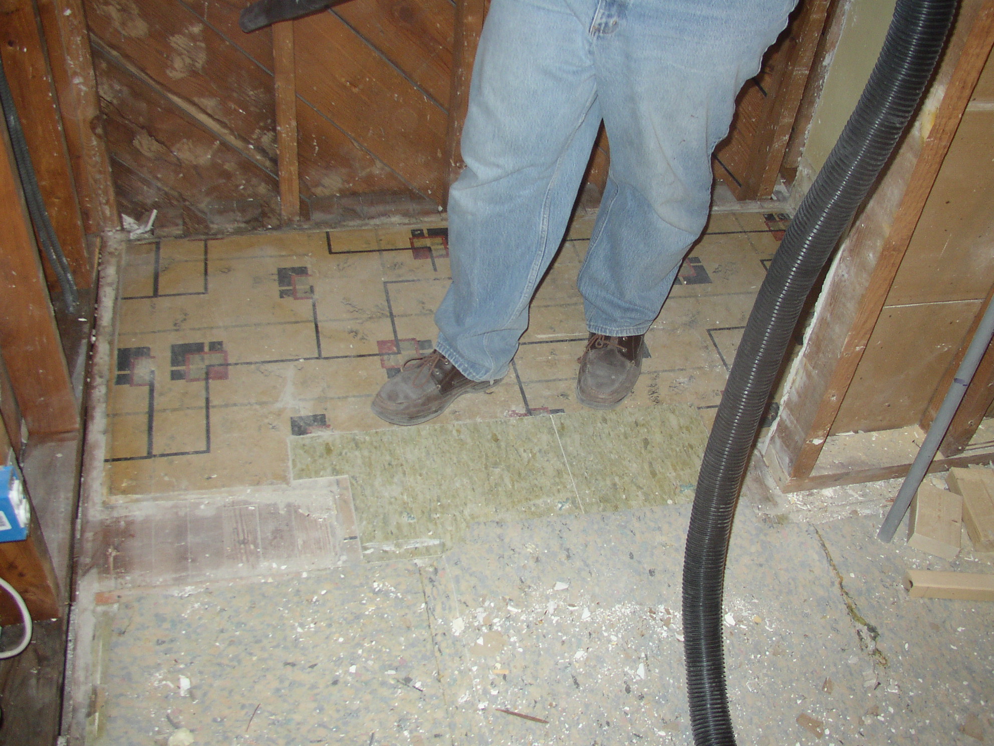 flooring - Should I remove this carpet glue from basement concrete before  laying a floating floor? - Home Improvement Stack Exchange